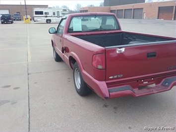 1997 Chevrolet S-10   - Photo 7 - Davenport, IA 52802