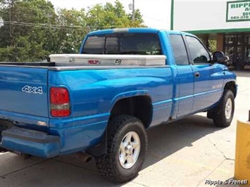 2001 Dodge Ram 1500 ST 4dr Quad Cab ST   - Photo 4 - Davenport, IA 52802