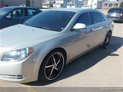 2011 Chevrolet Malibu LT   - Photo 3 - Davenport, IA 52802