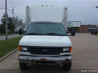 2006 FORD E-350   - Photo 1 - Davenport, IA 52802