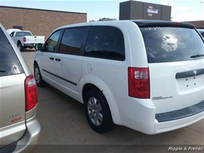 2008 Dodge Grand Caravan SE   - Photo 7 - Davenport, IA 52802