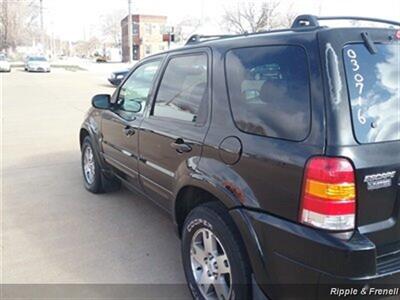 2003 Ford Escape Limited   - Photo 7 - Davenport, IA 52802