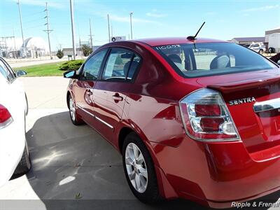 2011 Nissan Sentra 2.0 SL   - Photo 4 - Davenport, IA 52802