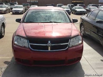 2008 Dodge Avenger SXT   - Photo 1 - Davenport, IA 52802