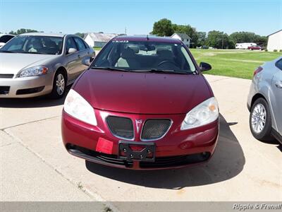 2008 Pontiac G6 GT   - Photo 1 - Davenport, IA 52802