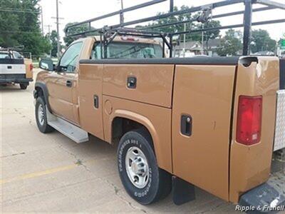 2004 Chevrolet Silverado 2500   - Photo 7 - Davenport, IA 52802