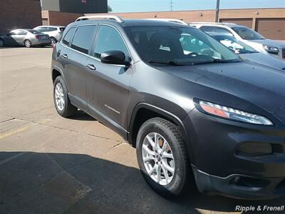 2015 Jeep Cherokee Latitude - Photo 4 - Silvis, IL 61282