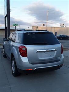 2013 Chevrolet Equinox LT   - Photo 2 - Davenport, IA 52802