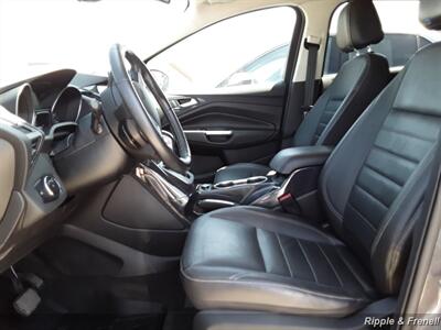 2014 Ford Escape Titanium   - Photo 4 - Davenport, IA 52802