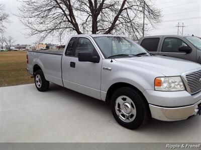 2006 Ford F-150 XL   - Photo 9 - Davenport, IA 52802