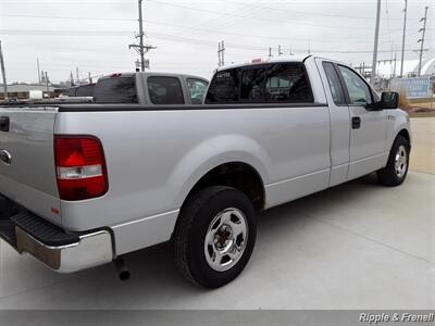 2006 Ford F-150 XL   - Photo 8 - Davenport, IA 52802