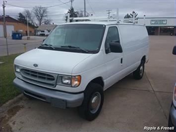 1998 Ford E-Series Van E-350   - Photo 1 - Davenport, IA 52802