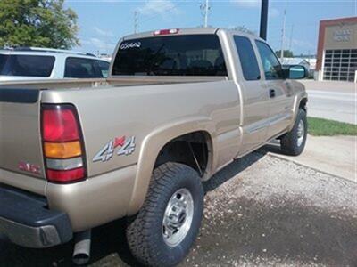 2005 GMC Sierra 2500 SLE - Photo 6 - De Witt, IA 52742