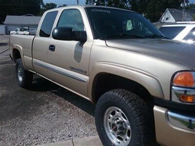 2005 GMC Sierra 2500 SLE - Photo 4 - De Witt, IA 52742