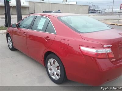 2009 Toyota Camry LE   - Photo 6 - Davenport, IA 52802