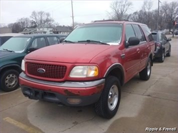 1999 Ford Expedition Eddie Bauer 4dr Eddie Bauer   - Photo 1 - Davenport, IA 52802