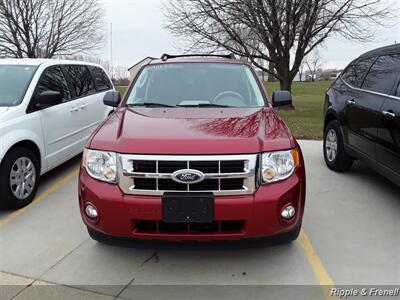 2009 Ford Escape XLT   - Photo 1 - Davenport, IA 52802