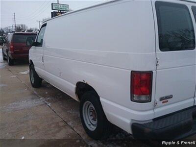 2009 Ford E-Series Cargo E-150   - Photo 6 - Davenport, IA 52802