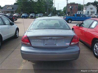 2006 Ford Taurus SEL   - Photo 5 - Davenport, IA 52802