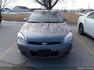 2007 Chevrolet Impala LT   - Photo 1 - Davenport, IA 52802