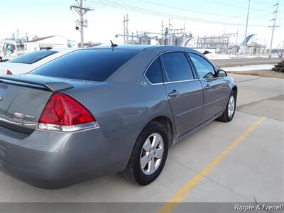 2007 Chevrolet Impala LT   - Photo 9 - Davenport, IA 52802