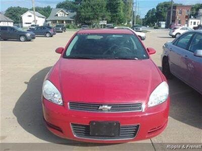 2008 Chevrolet Impala LT   - Photo 1 - Davenport, IA 52802