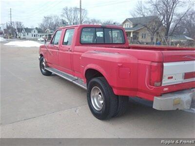 1993 Ford F-350 XL   - Photo 7 - Davenport, IA 52802