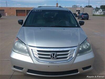 2009 Honda Odyssey LX   - Photo 1 - Davenport, IA 52802