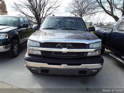 2005 Chevrolet Silverado 1500 Z71 4dr Crew Cab Z71   - Photo 1 - Davenport, IA 52802