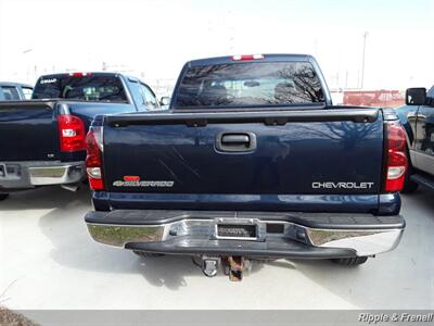 2005 Chevrolet Silverado 1500 Z71 4dr Crew Cab Z71   - Photo 5 - Davenport, IA 52802