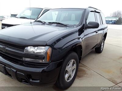 2004 Chevrolet Trailblazer LS   - Photo 5 - Davenport, IA 52802