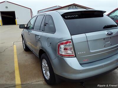 2007 Ford Edge SEL   - Photo 8 - Davenport, IA 52802