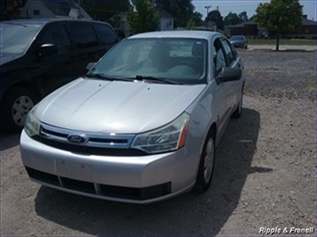 2008 Ford Focus S   - Photo 1 - Davenport, IA 52802