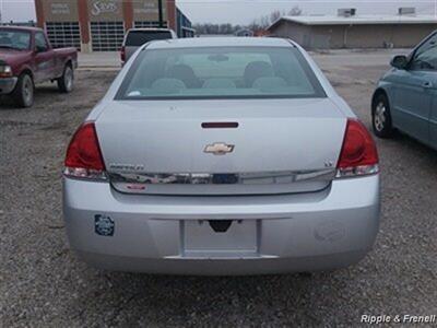 2010 Chevrolet Impala LT   - Photo 5 - Davenport, IA 52802
