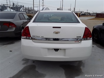 2008 Chevrolet Impala LS   - Photo 6 - Davenport, IA 52802