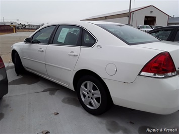 2008 Chevrolet Impala LS   - Photo 5 - Davenport, IA 52802