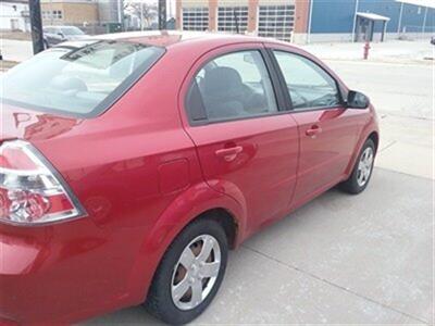 2010 Chevrolet Aveo LT   - Photo 5 - Davenport, IA 52802