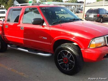 2004 GMC Sonoma SLS 4dr Crew Cab SLS   - Photo 3 - Davenport, IA 52802