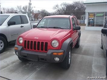 2004 Jeep Liberty Sport   - Photo 1 - Davenport, IA 52802