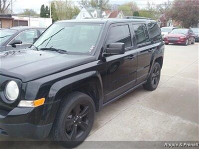 2015 Jeep Patriot Sport   - Photo 3 - Davenport, IA 52802