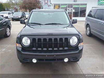 2015 Jeep Patriot Sport   - Photo 1 - Davenport, IA 52802