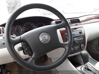 2008 Chevrolet Impala LT   - Photo 5 - Davenport, IA 52802