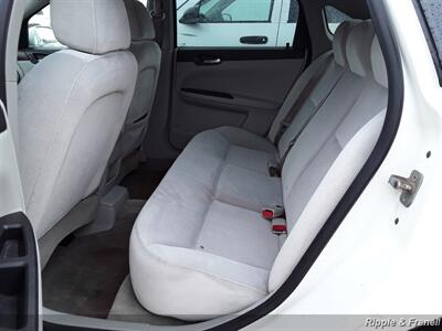 2008 Chevrolet Impala LT   - Photo 6 - Davenport, IA 52802