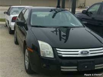 2006 Ford Fusion V6 SE   - Photo 1 - Davenport, IA 52802