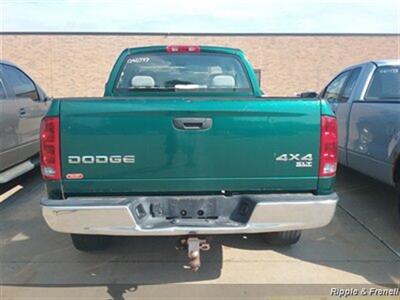 2004 Dodge Ram 1500 ST 4dr Quad Cab ST   - Photo 5 - Davenport, IA 52802