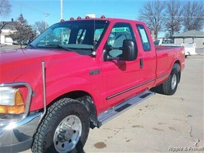 1999 Ford F-350 XLT   - Photo 3 - Davenport, IA 52802