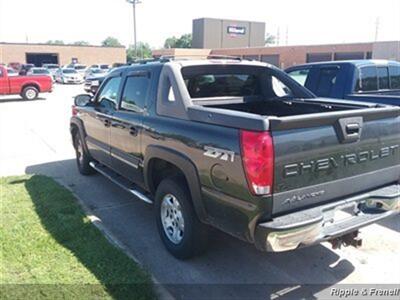 2006 Chevrolet Avalanche Z71 1500 Z71 1500 4dr Crew Cab   - Photo 7 - Davenport, IA 52802