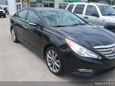 2011 Hyundai SONATA Limited 2.0T   - Photo 4 - Davenport, IA 52802