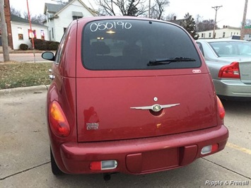 2005 Chrysler PT Cruiser Touring   - Photo 3 - Davenport, IA 52802