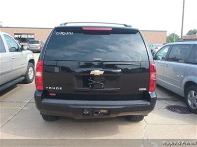 2007 Chevrolet Tahoe LTZ   - Photo 5 - Davenport, IA 52802